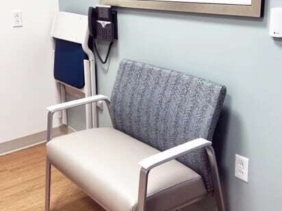 Hale wide chair perk and smartrail
