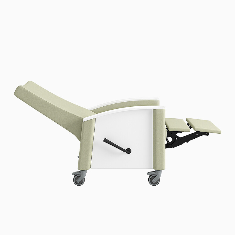 Wieland Amari recliner hover