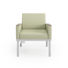 10311 Latitude Arm Chair with power F 1